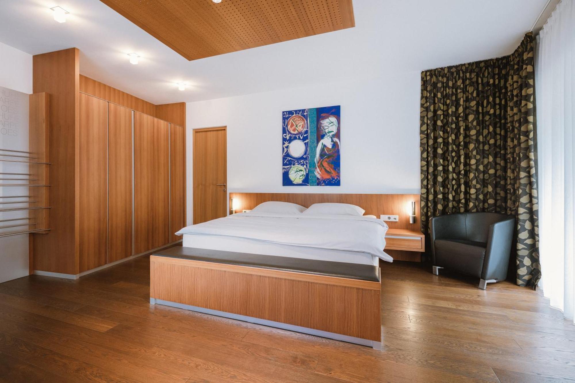 Lindenhof Pure Luxury & Spa Dolcevita Resort Naturns Esterno foto