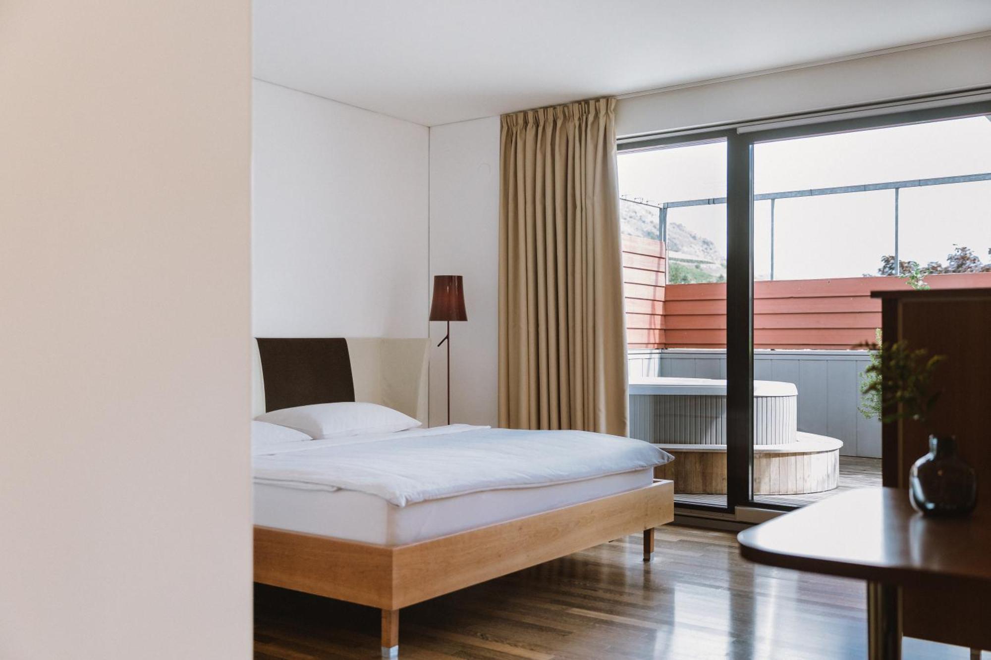 Lindenhof Pure Luxury & Spa Dolcevita Resort Naturns Esterno foto