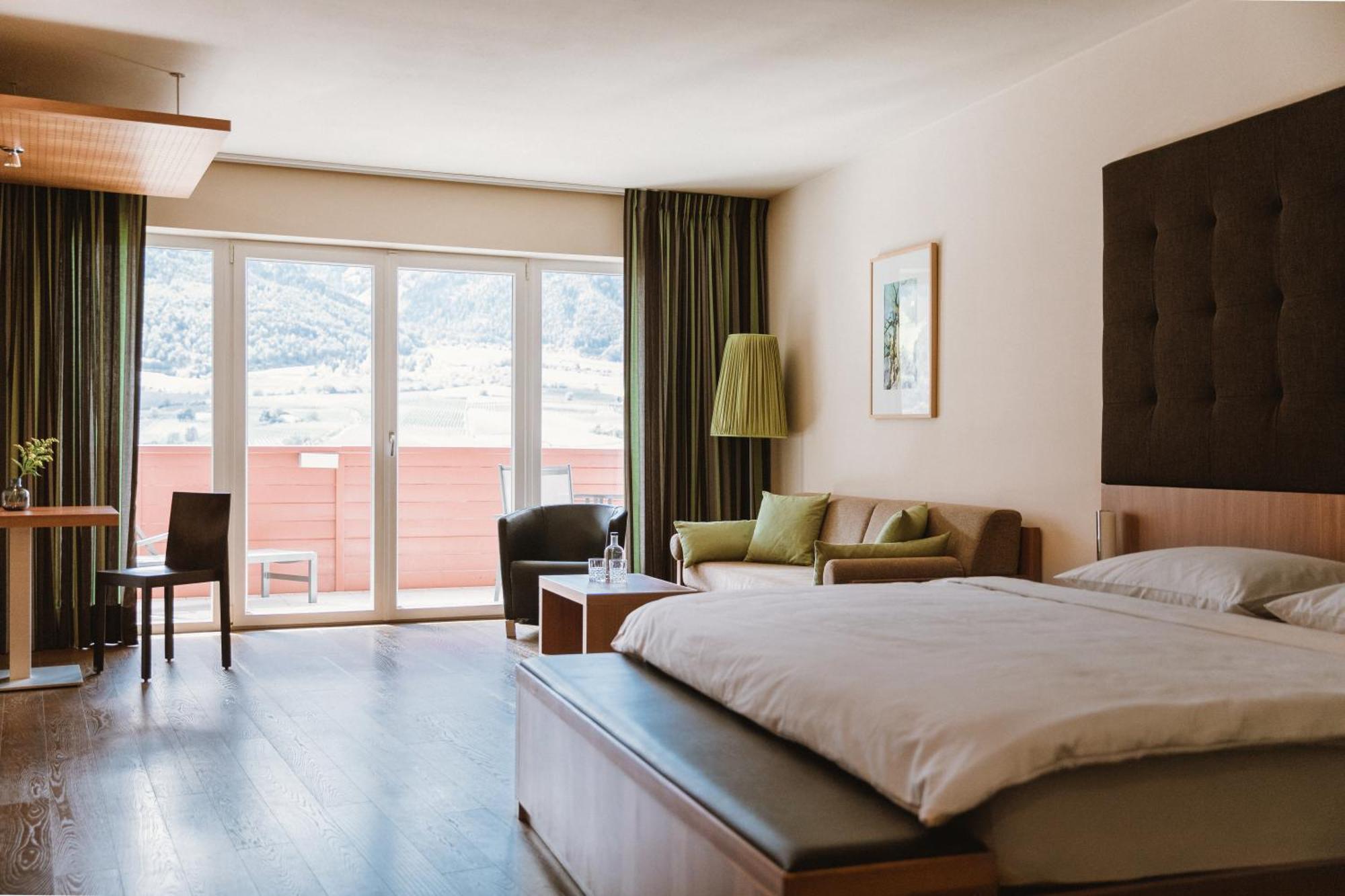 Lindenhof Pure Luxury & Spa Dolcevita Resort Naturns Esterno foto