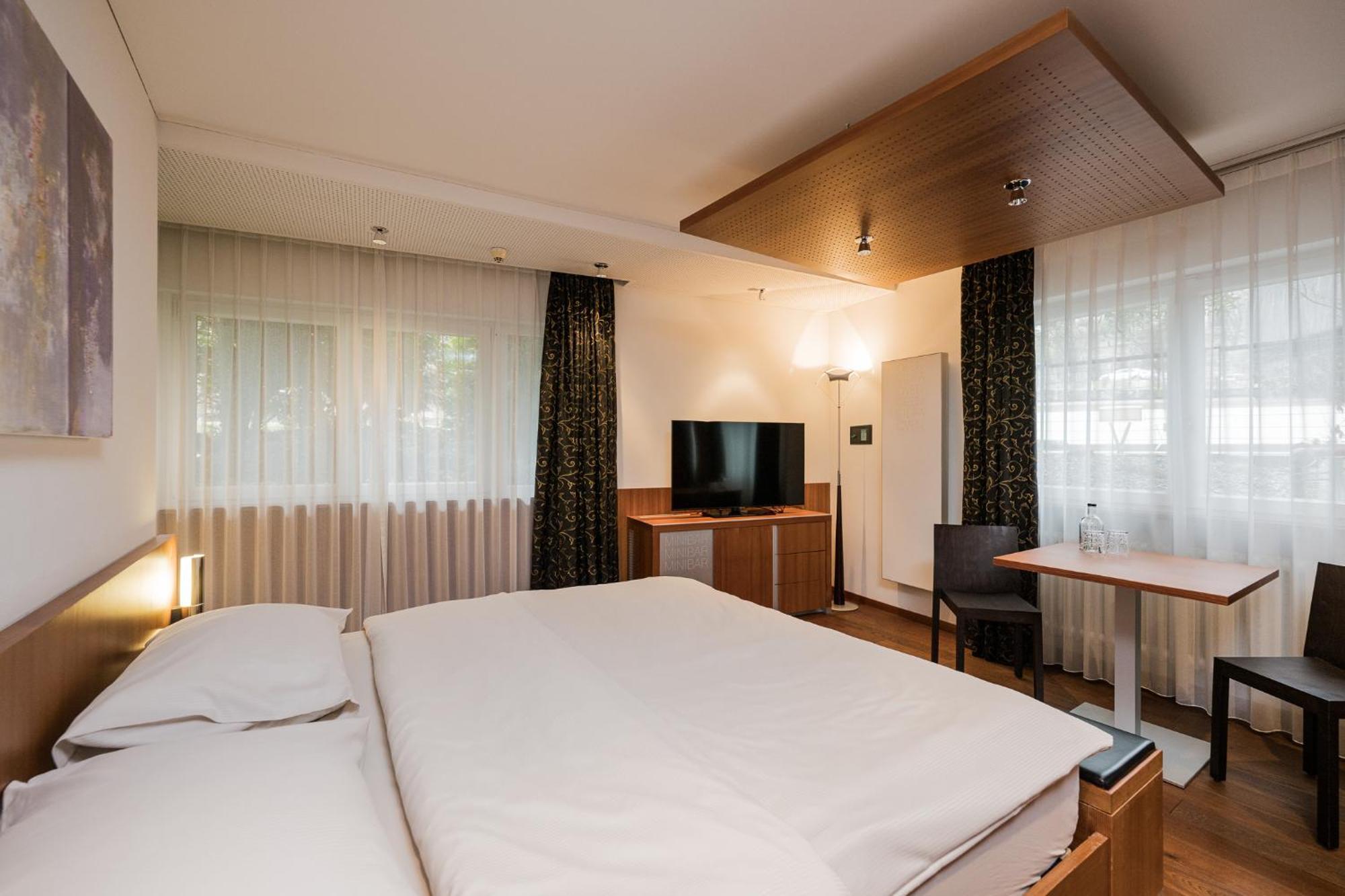 Lindenhof Pure Luxury & Spa Dolcevita Resort Naturns Esterno foto
