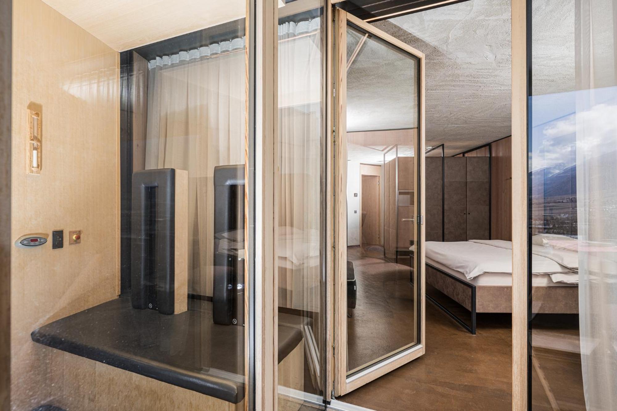Lindenhof Pure Luxury & Spa Dolcevita Resort Naturns Esterno foto